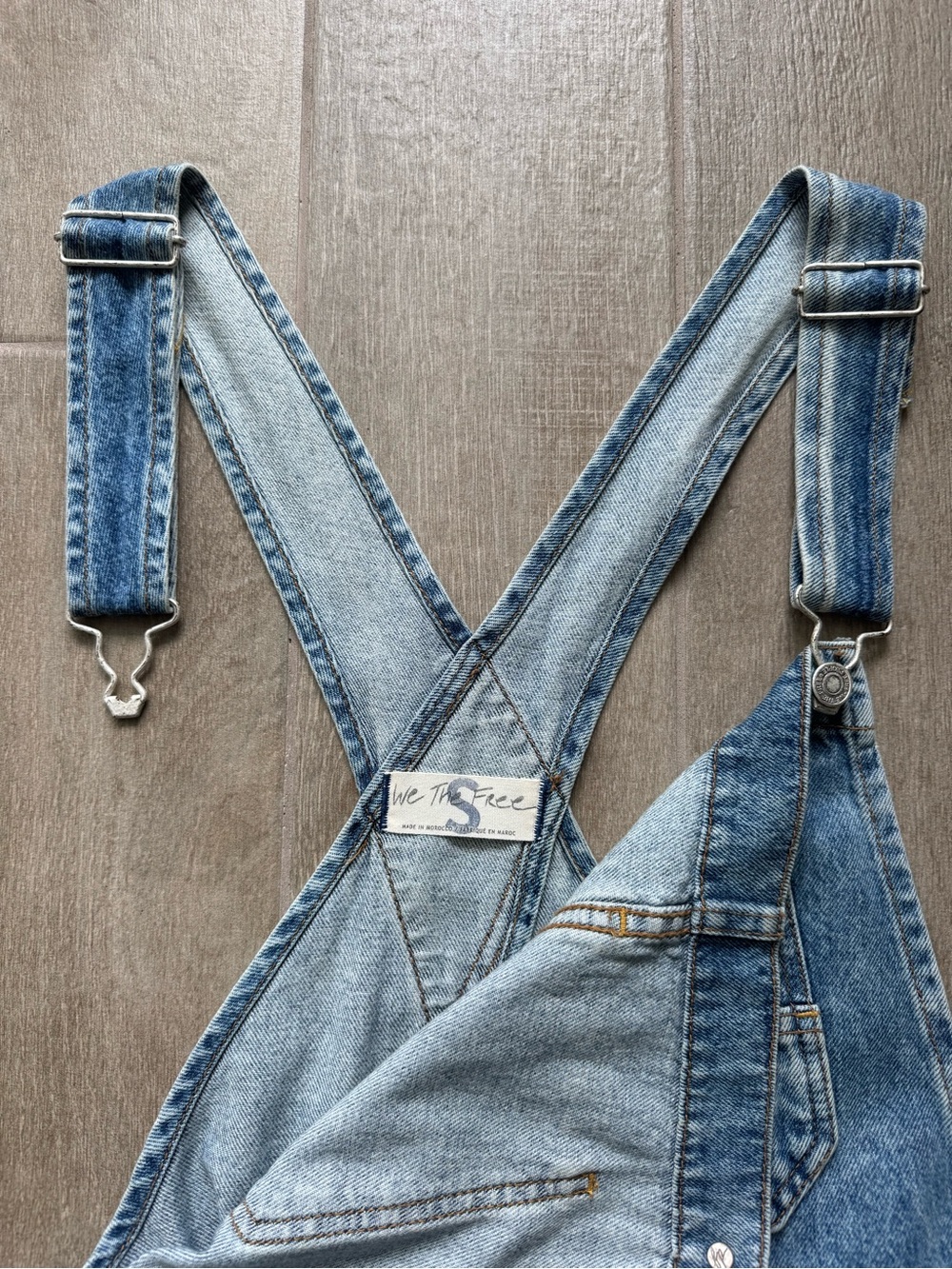 Free People We the Free Ziggy Distressed Denim Overalls Size S - Picture 3 of 4